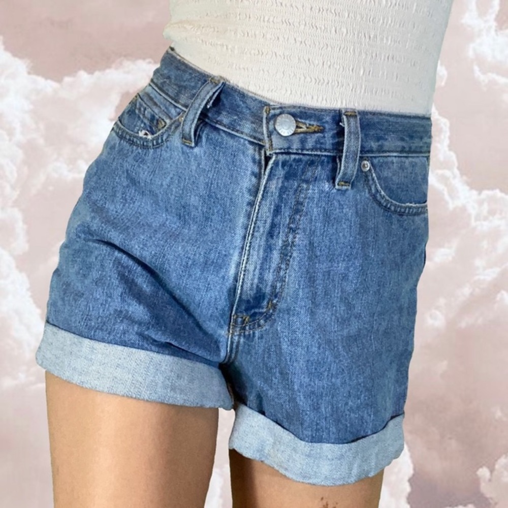 UO BDG Denim High-Rise Mom Shorts